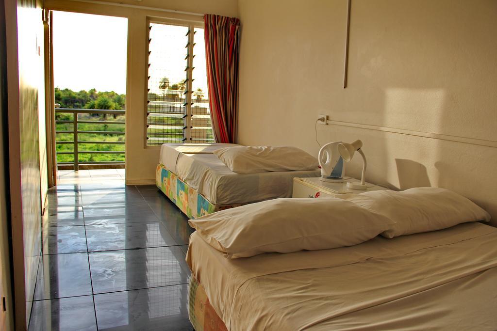 Hotel Tropic Of Capricorn Nadi Exterior foto